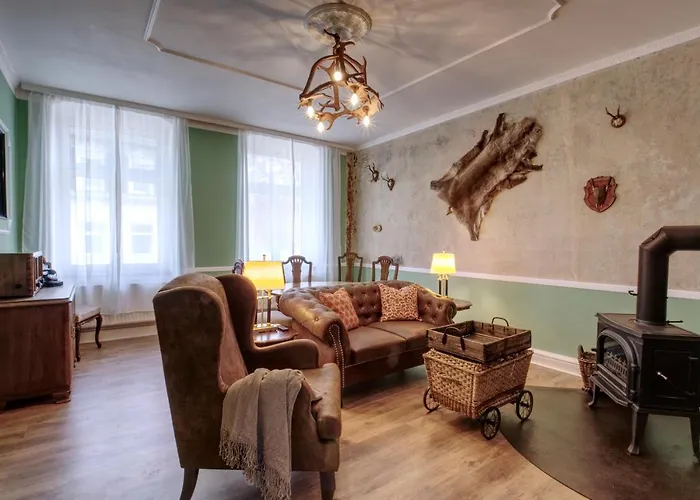 Appartamento Herrenzimmer Mit Kamin Und Terrasse